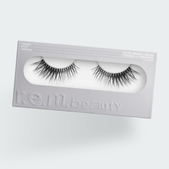 r.e.m. Dream Lashes Eternally Meowing By R.E.M. Beauty Ariana Grande - Picture 1 of 8